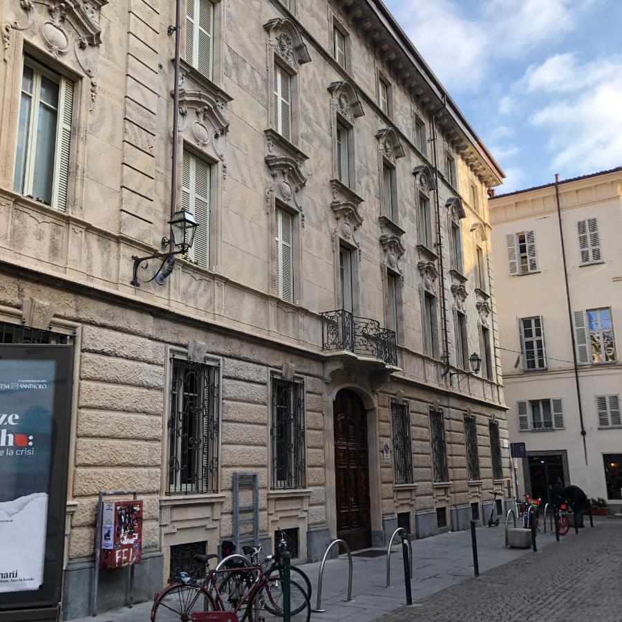 Il Bosco Segreto, Dove Magia E Storia Si Fondono Lägenhet Turin Exteriör bild